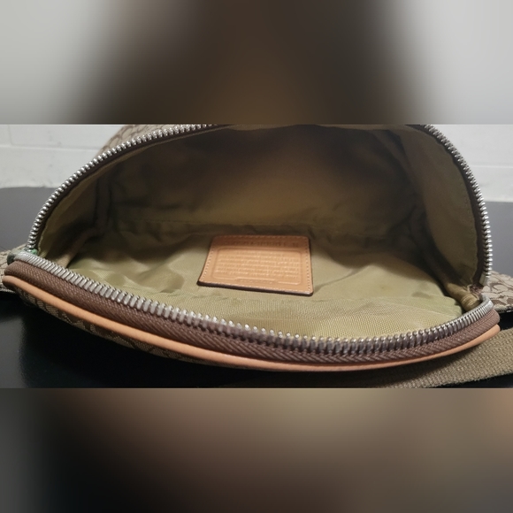 Signature Coach Belt Bag/Fanny Pack - Picture 7 of 15